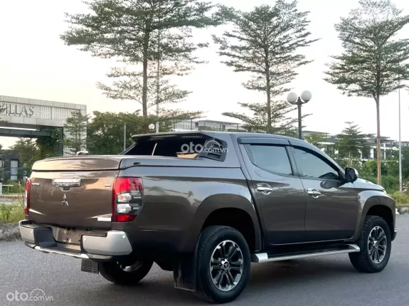 Mitsubishi Triton 4×2 AT MIVEC 2019 - Bán xe