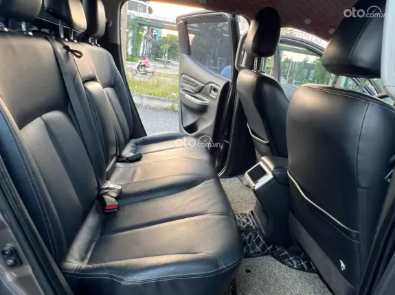 Mitsubishi Triton 4×2 AT MIVEC 2019 - Bán xe