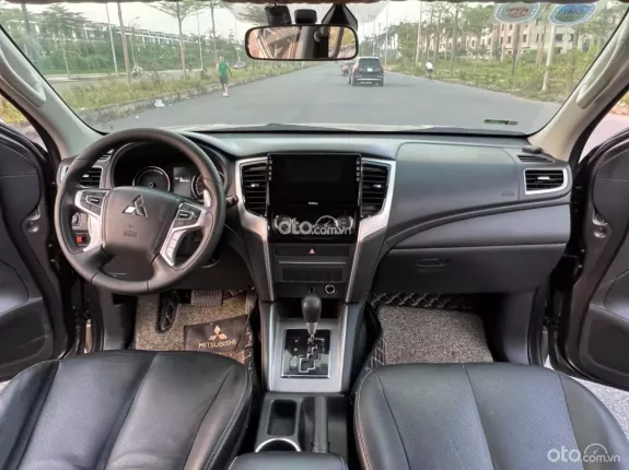 Mitsubishi Triton 4×2 AT MIVEC 2019 - Bán xe