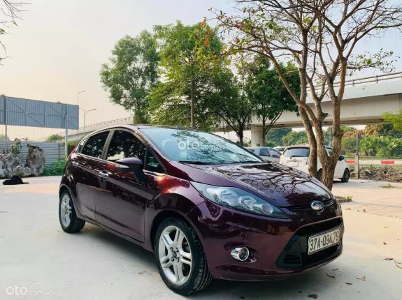 Ford Fiesta 2010 - Số tự động, ko 1 ngày taxi dịch vụ