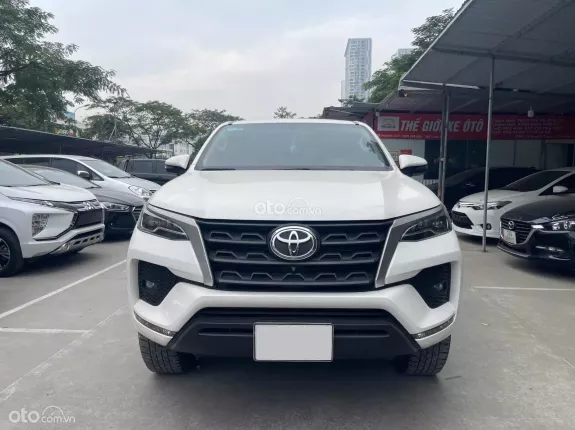 Toyota Fortuner 2.4 MT 4x2 2022 - Toyota Fortuner 2.4G MT 2022