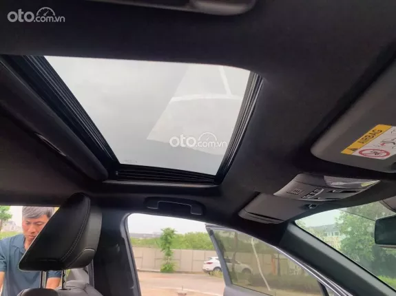 Toyota Corolla Cross 1.8 V  2022 - Bán xe