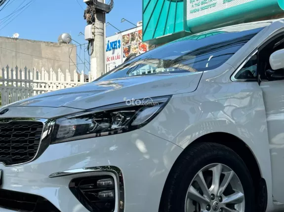 Kia Sedona 2.2 Luxury 2020 - Siêu đẹp, chạy êm