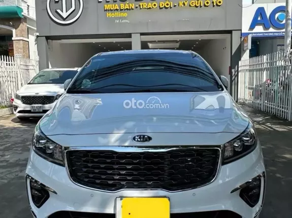 Kia Sedona 2.2 Luxury 2020 - Siêu đẹp, chạy êm