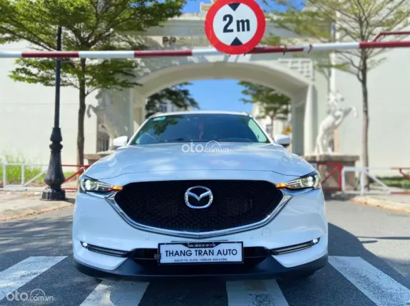 Mazda CX-5 2.5L Signature Premium 2WD 2018 - Bảo hành 6 tháng hoặc 10.000km động cơ, máy móc