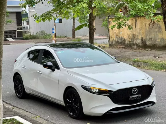 Mazda 3 2021 - Odo 3.8 vạn km