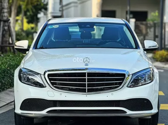 Mercedes-Benz C200 Exclusive 2021 - Chỉ cần thanh toán tối thiểu 15%