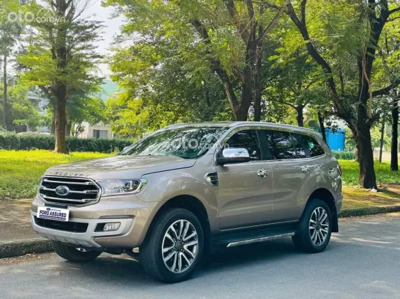 Ford Everest Titanium 2.0 AT 4x2 2020 - Bảng 1 cầu 7 chỗ đi rộng rãi