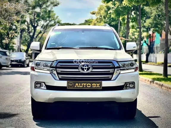 Toyota Land Cruiser VX 4.6 V8 2020 - Xe màu Trắng - Nội thất Đen