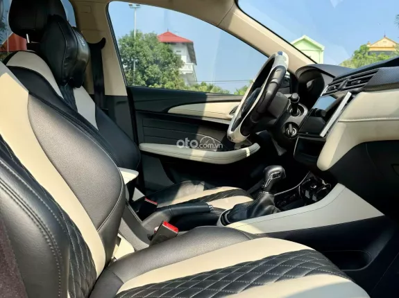 MG 5 1.5L STD 2023 - Đăng ký T5 năm 2024 chạy 1,2 vạn Zin đét