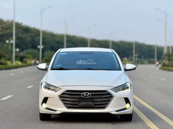 Hyundai Elantra 2017 - Giá tốt nhất thị trường, liên hệ ngay hotline