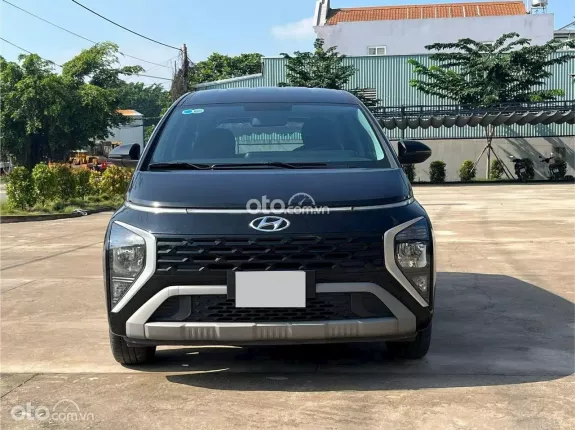 Hyundai Stargazer 1.5 AT Đặc biệt 2022 - Biển trắng, 180tr nhận xe ngay