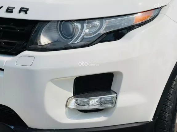 Land Rover Range Rover Evoque 2.0P HSE Dynamic 2012 - Màu Trắng nội thất Nâu rất đẹp