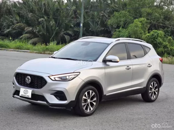 MG ZS 1.5L STD+ 2021 - Cực lướt, chủ cũ đi ít