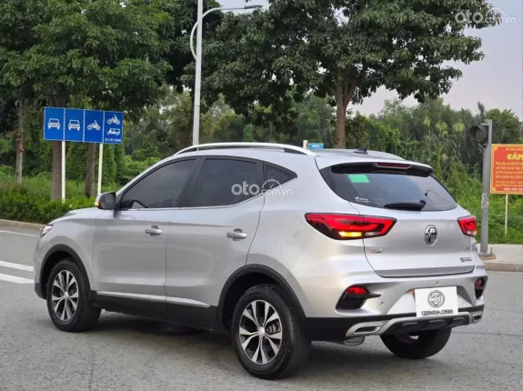 MG ZS 1.5L STD+ 2021 - Cực lướt, chủ cũ đi ít