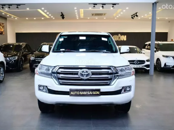 Toyota Land Cruiser VX 4.6 V8 2020 - Một chủ từ đầu, bảo dưỡng hãng đầy đủ, sx: 2020