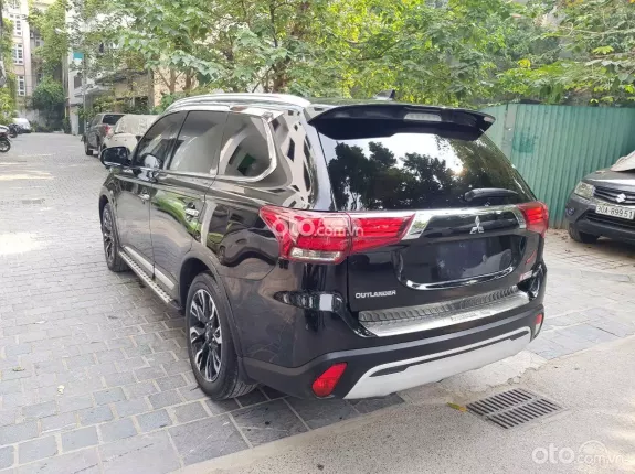 Mitsubishi Outlander 2.0 CVT 2021 - Bán MITSUBISHI OUTLANDER 2.0AT sản xuất và đăng ký 2021