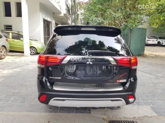Mitsubishi Outlander 2.0 CVT 2021 - Bán MITSUBISHI OUTLANDER 2.0AT sản xuất và đăng ký 2021