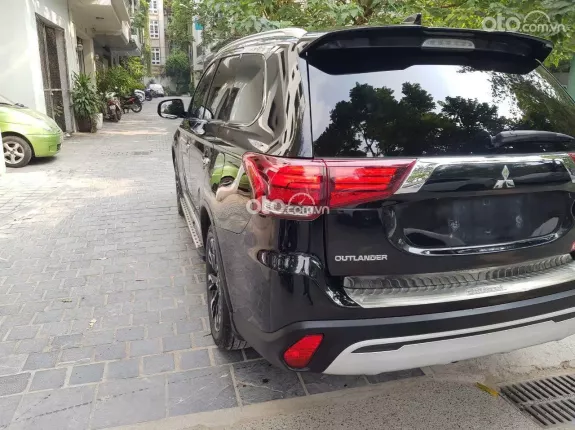 Mitsubishi Outlander 2.0 CVT 2021 - Bán MITSUBISHI OUTLANDER 2.0AT sản xuất và đăng ký 2021