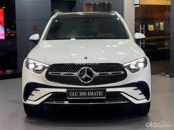 Mercedes-Benz GLC 300 4Matic V1 2024 - Chiếc Duy Nhất, Xe chạy chỉ tiêu hãng