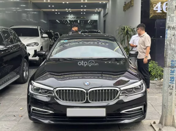 BMW 530i 2018 - Xe mới lăn bánh được 4 vạn kilomet