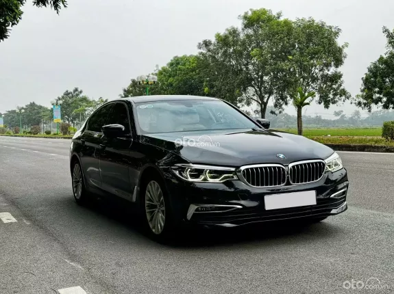 BMW 530i 2018 - E cần bán bmw 530i sx 2018 xe đẹp lắm