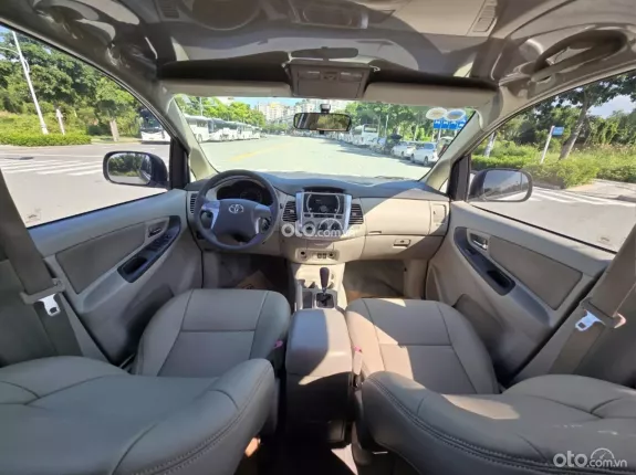 Toyota Innova 2.0G 2014 - Siêu đẹp