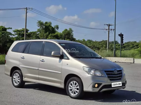 Toyota Innova 2.0G 2014 - Siêu đẹp
