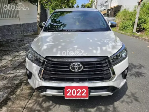 Toyota Innova 2.0G 2022 - Xe màu trắng, mới đi có 3 vạn, siêu lướt, giá còn thương lượng, liên hệ ngay