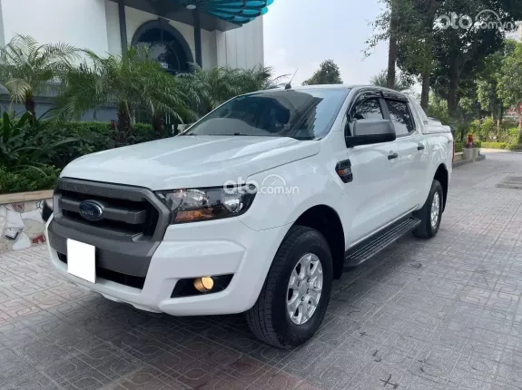 Ford Ranger XLS 2.2 4x2 AT 2016 - Giá 445tr