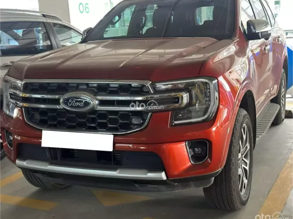 Ford Everest Titanium 2.0 AT 4x2 2023 - Xe siêu lướt, chủ đi giữ gìn, giá tốt sang tên ngay