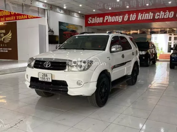 Toyota Fortuner 2.7V TRD 4x4 2011 - Xe đẹp xuất sắc thuộc hàng hiếm