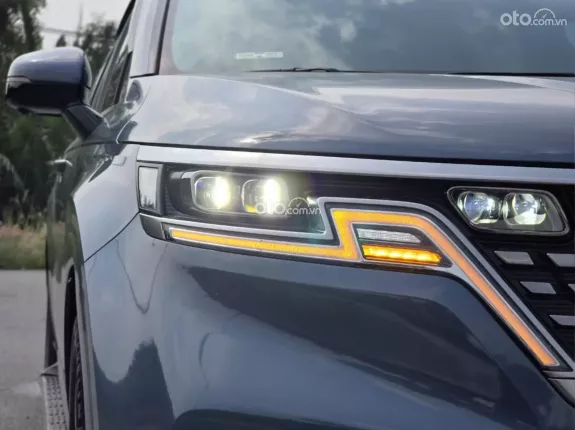 Kia Carnival 2.2D Signature 2021 - Siêu đẹp, chất xe như mới