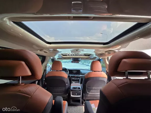 Kia Carnival 2.2D Signature 2021 - Siêu đẹp, chất xe như mới