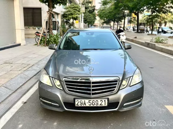 Mercedes-Benz E250 2011 - Xe 1 chủ từ đầu odo 12 vạn