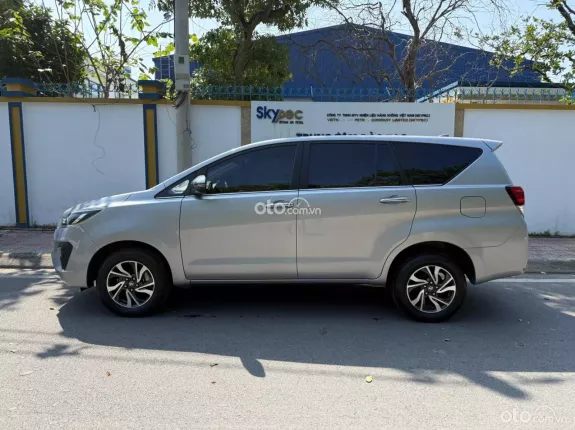 Toyota Innova 2.0G 2022 - Toyota Innova 2.0G 2022
