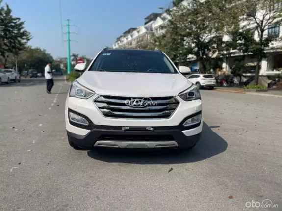 Hyundai Santa Fe 2.4L Xăng Tiêu chuẩn 2015 - Full option