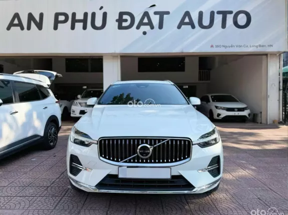 Volvo XC60 2022 - Chiếc xe an toàn nhất thế giới về bản - Model 2023 mới keng