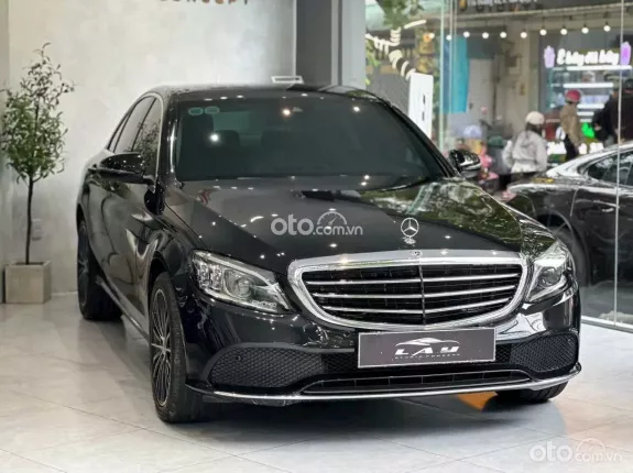 Mercedes-Benz C200 Exclusive 2020 - Siêu đẹp