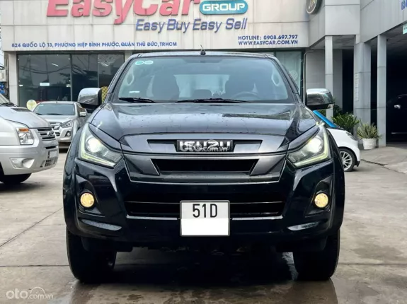 Isuzu D-Max LS 4x2 AT 2019 - Màu đen Bao sang tên
