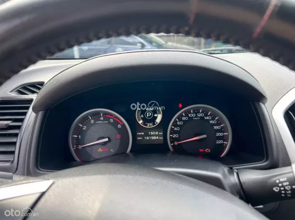 Isuzu D-Max LS 4x2 AT 2019 - Màu đen Bao sang tên