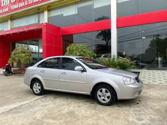 Chevrolet Lacetti EX 1.6 MT 2013 - Sedan 5 chỗ giá rẻ, máy số ngon, thân vỏ chắc chắn