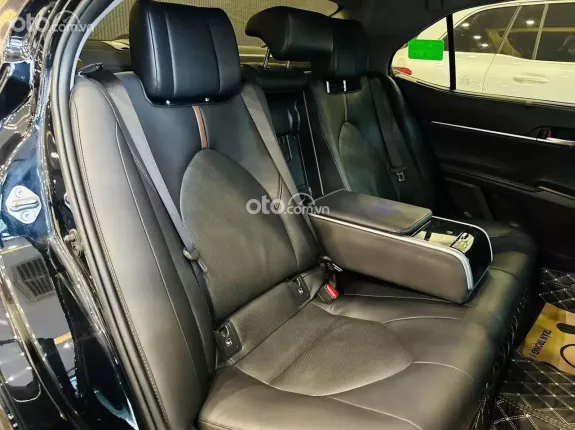 Toyota Camry 2.0Q 2024 - Siêu lướt còn BH đến 2029 - Tiết kiệm gần 200tr