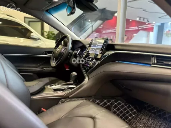 Toyota Camry 2.0Q 2024 - Siêu lướt còn BH đến 2029 - Tiết kiệm gần 200tr