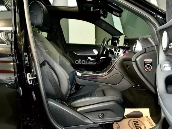 Mercedes-Benz GLC 300 4Matic 2022 - Model 2023 lướt nhẹ từ Showroom về nhà