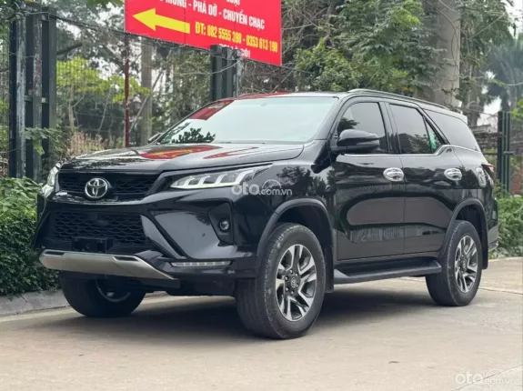 Toyota Fortuner 2.4 AT 4x2 Legender 2020 - Bán xe