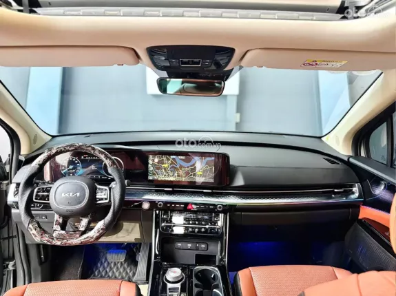Kia Carnival 2.2D Signature 2023 - Đăng ký 9/23 mới đi hơn 1 vạn siêu lướt