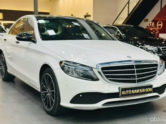 Mercedes-Benz C200 Exclusive 2020 - Siêu lướt có hỗ trợ bank 70%