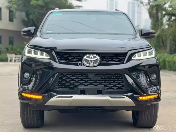 Toyota Fortuner 2.4 AT 4x2 Legender 2020 - Bán xe