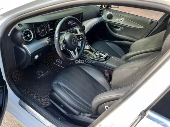 Mercedes-Benz E180 2020 - Xe đẹp full lịch sử hãng